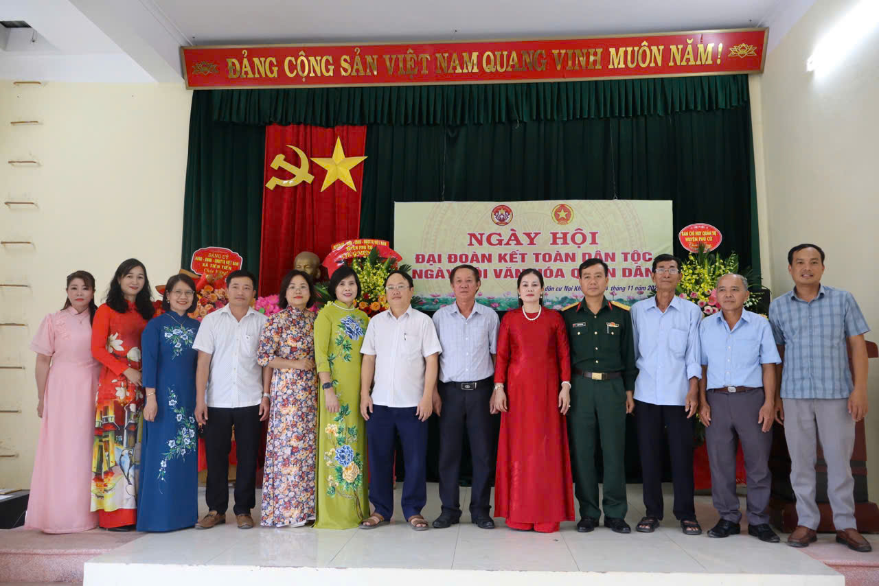   Thôn Nại Khê xã Tiên Tiến tổ chức ngày hội đại đoàn kết toàn dân tộc