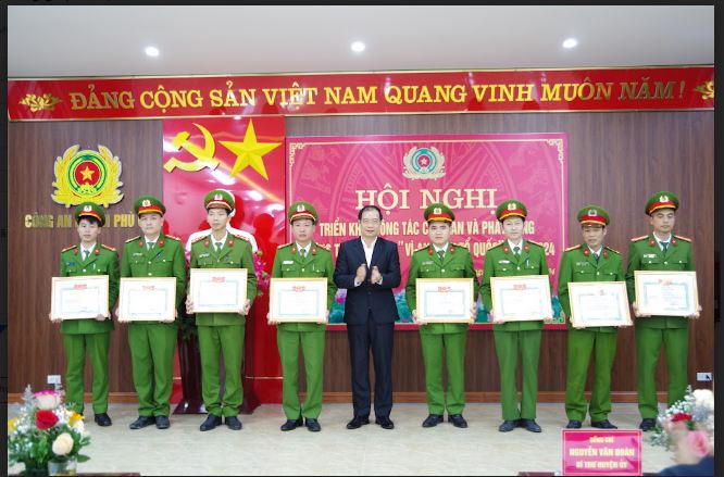   Hội nghị triển khai công tác công an và phát động phong trào thi đua vì an ninh Tổ quốc năm 2024