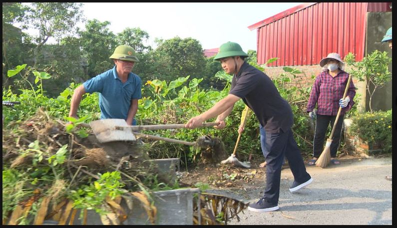   Phù Cừ ra quân ngày chủ nhật xanh dọn vệ sinh sau bão